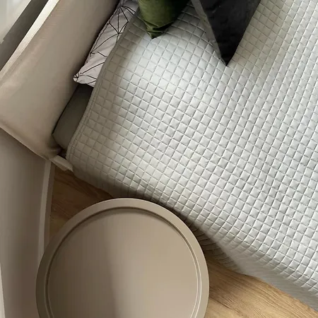 Modern In Center *